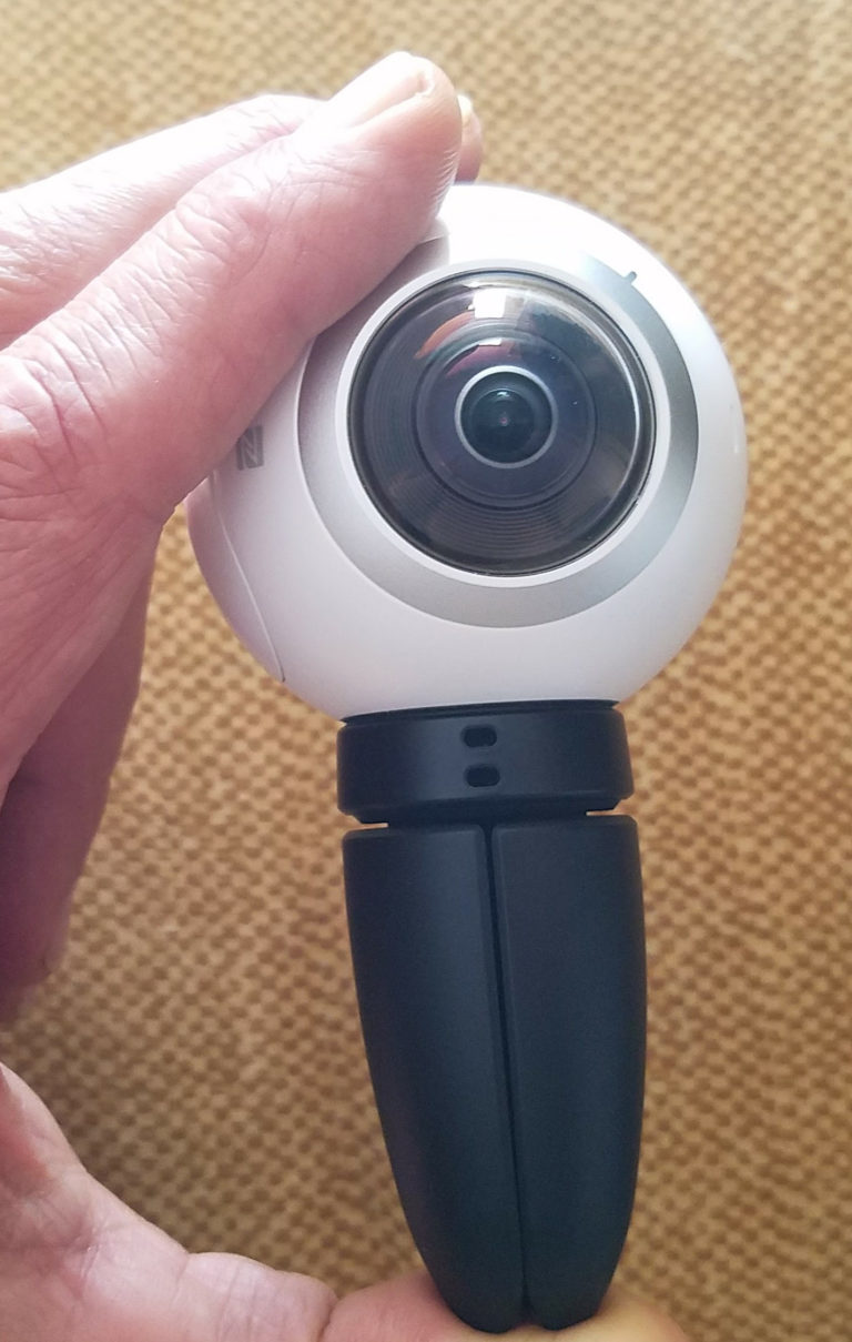 Samung Gear 360 camera